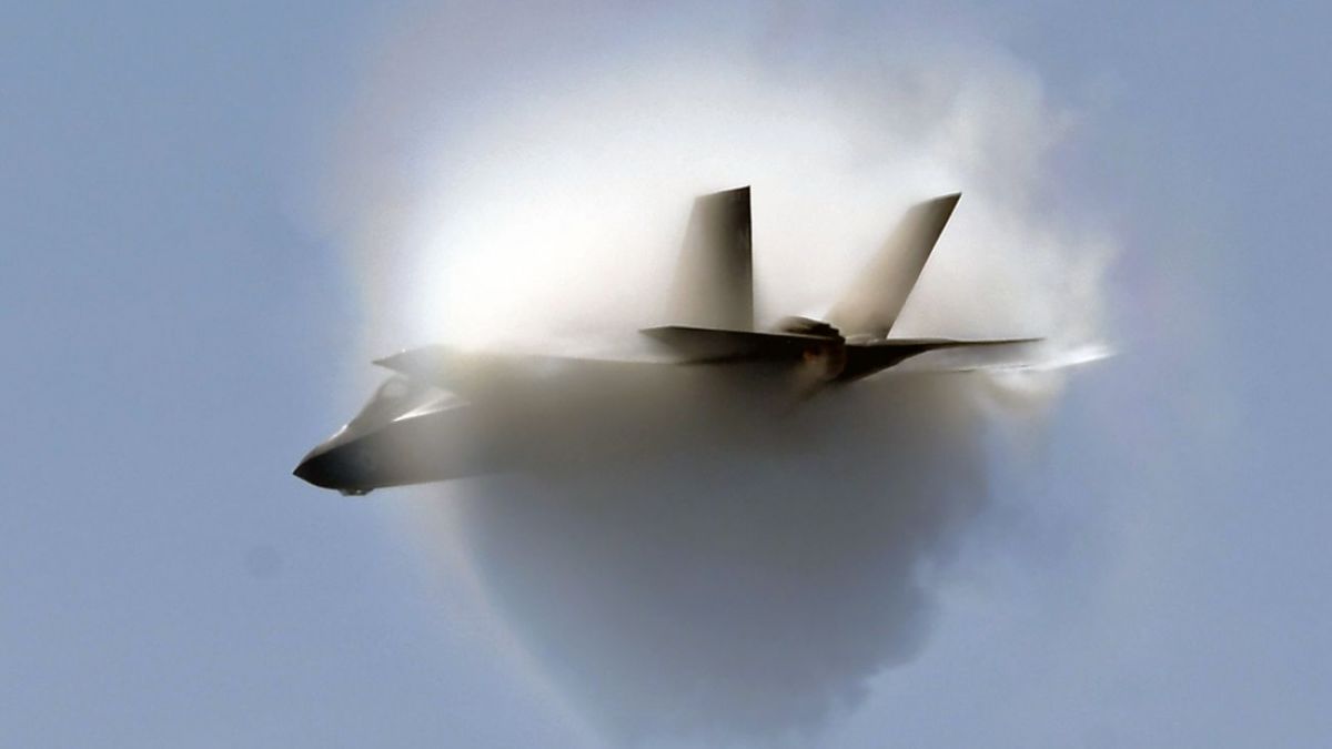  అమెరికా ఎఫ్-35 యుద్ధ విమానంపై ఇరాన్ దాడి