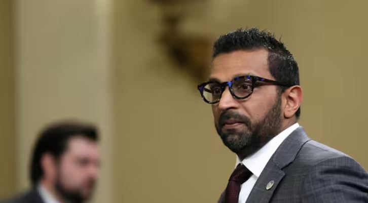 తాగుబోతుగా మారిన FBI చీఫ్ ఉద్యోగం ఉంటుందా? ఊడుతుందా?