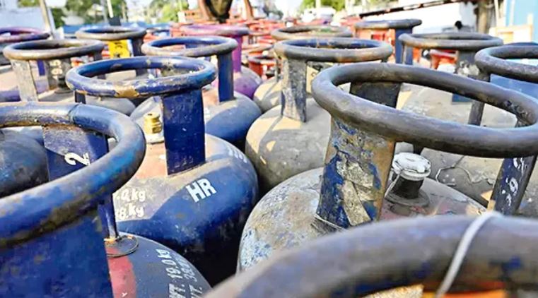 హోటళ్ళకు గుడ్ న్యూస్: పెరగనున్న గ్యాస్ సరఫరా