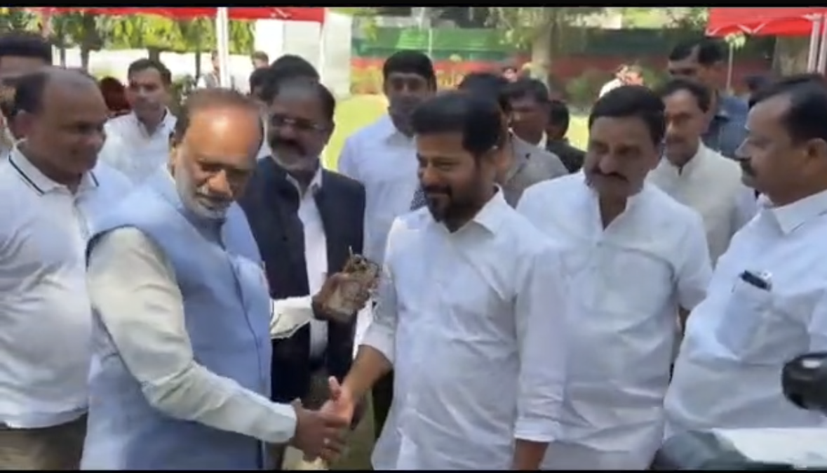 DELHI HEAT : విందు వివాదం.. NDA నేతలతో CM రేవంత్ 