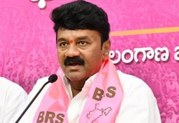 KCR భయంతోనే రైతు బంధు నిధులు : మాజీ మంత్రి 