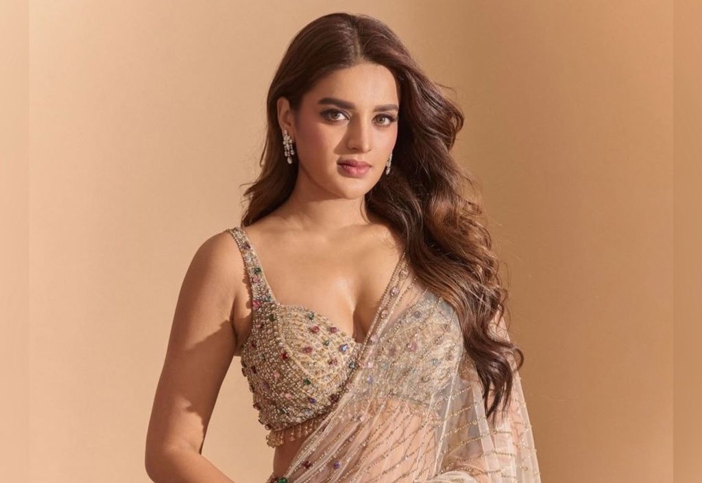 NEW OFFER : ఐరన్ లెగ్ ముద్ర పడ్డా.. బంపరాఫర్ కొట్టేసిన బ్యూటీ