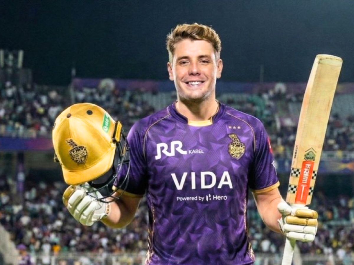 ఆదుకుంటున్న 25 కోట్ల మొనగాడు..